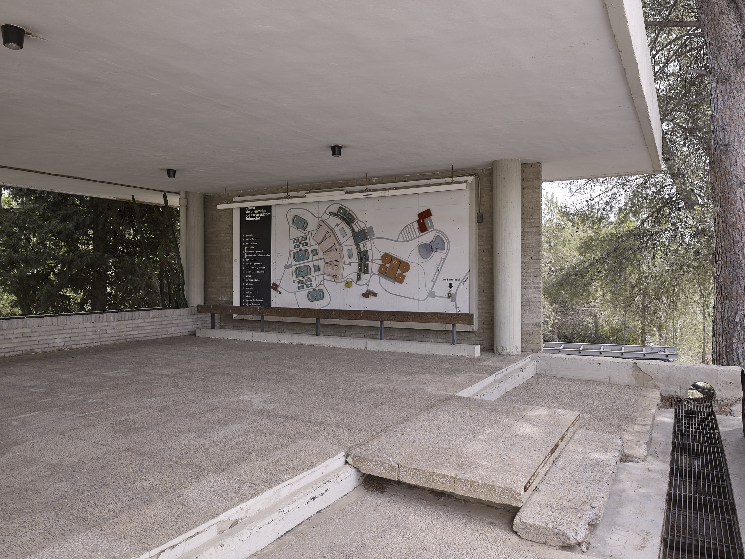 Universidad Laboral Cheste